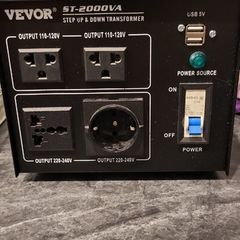 VEVOR ST-2000VA Voltage Converter