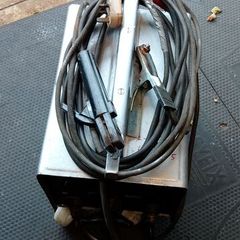 Welder , 220v heavy duty 12 foot leads