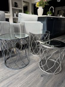 Coffee table with glass top set/individual