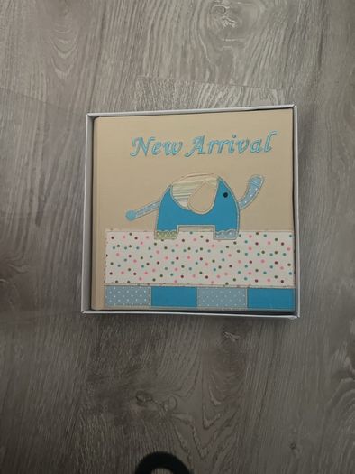 baby photo album