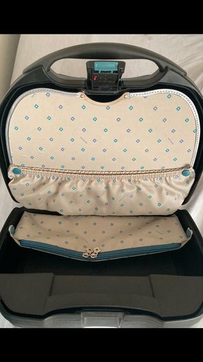Samsonite Epsilon Deluxe Beauty Train Case Luggage Bag for Travel w/ Lock