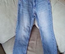 Light Blue Denim Straight Leg Jeans Size 6