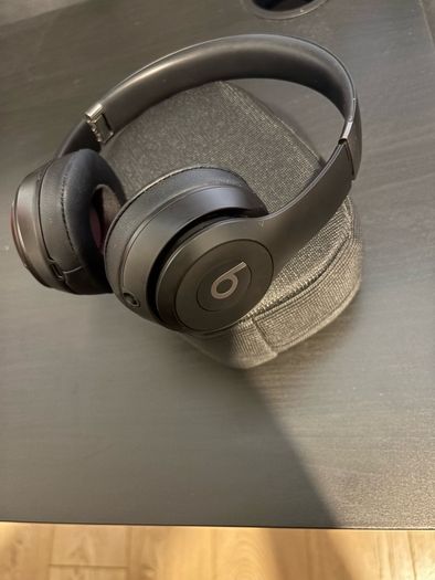 Beats Solo 4
