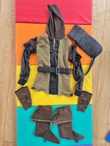 Robinhood Costume 6 - 10 yrs