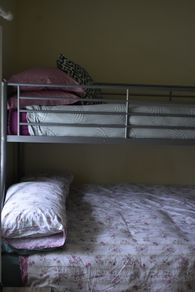 triple bunk bed