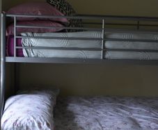 triple bunk bed