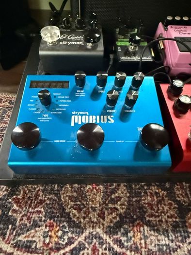strymon mobius