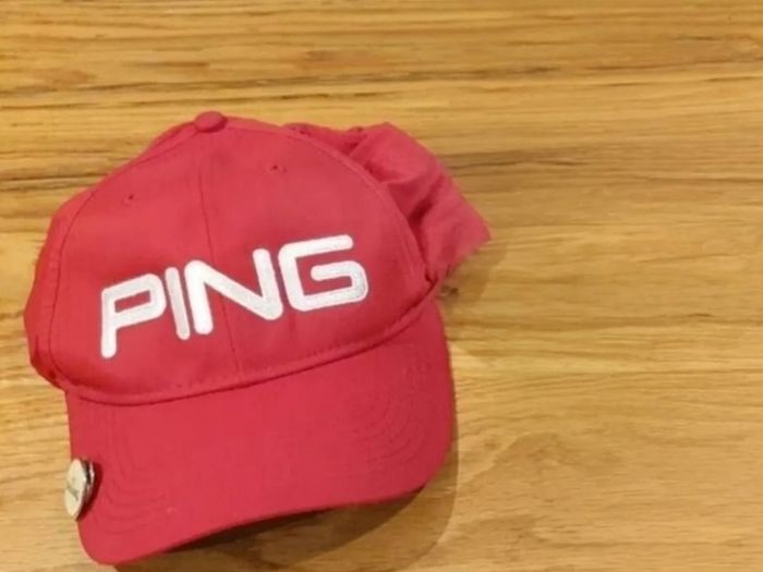 Mixed-up pitch and putt Item's