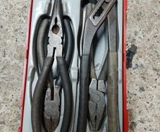 Teng Plier set in tray