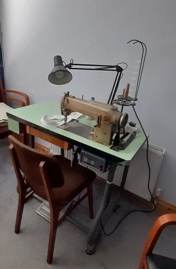 sewing machine