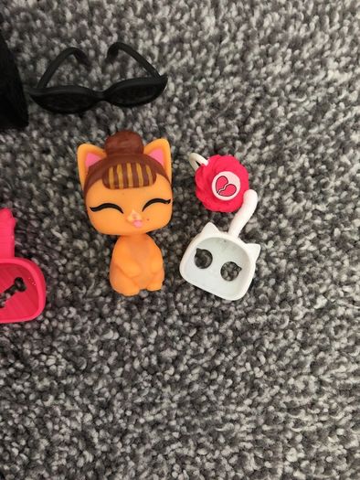 LOL Pets - Heart Barker & IT Kitty Ultra Rare
