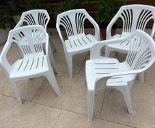 x5 Stackable Plastic Garden Chairs