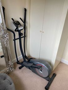 Body Train Elliptical machine