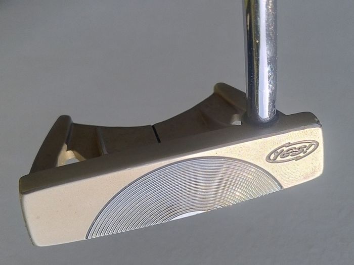 YES C groove Sandy putter