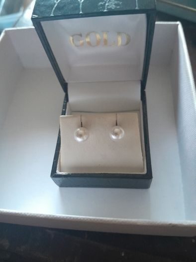 9ct gold earrings