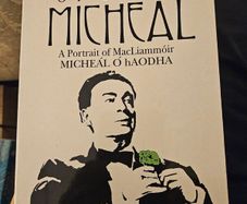 The Importance Of Being Michael .a Portrait Of Macliammoir By Michael O Hardback. Paperback In Good Condition.   See Photos For Same.