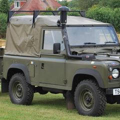Land Rover Defender Penman Trailer - Military Farm  Army Camper Van Project