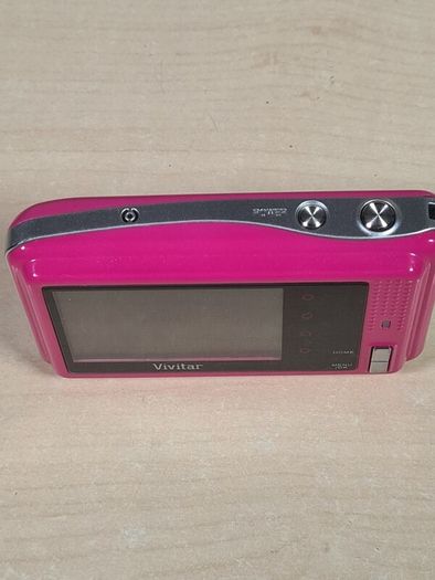Vivitar Vivicam 8025 Digital Camera 8.1mp Mega Pixels Pink No Battery Charger