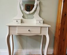 Girls dressing table