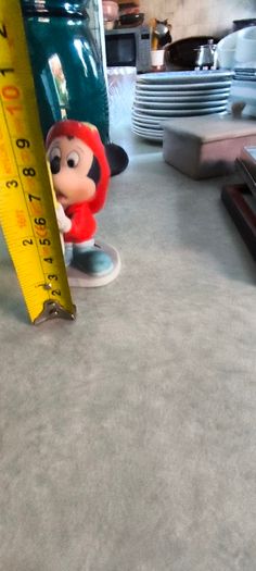 3 spreat items- Vintage Disney Mickey Mouse Figurine Fire Chief Fireman Hydrant Hose 3.5 inchs Korea 12.00 euro. 2 -  Denby Metz Storage Jar + Lid 38.00 euro. 3 - Candy, sugar, or trinkets yellow, ribbed glass storag and lid 32.00 euro.