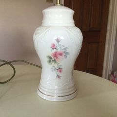 Lighting - Donegal China Table Lamp.