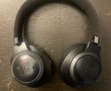 JBL Live 500BT Black Bluetooth Headphones