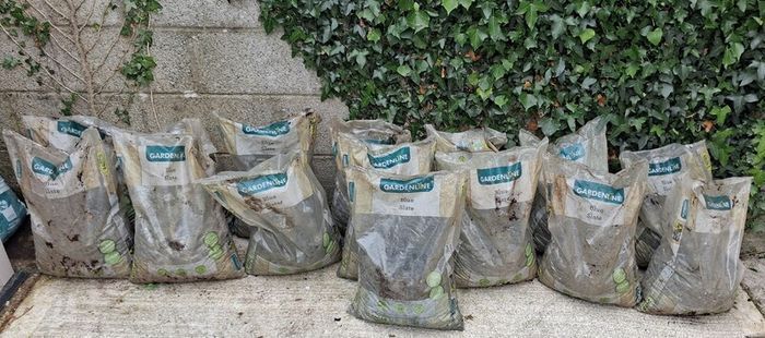 Gardenline Blue Slate Stone Chippings 5kg Bags X15