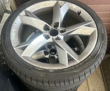 19 inch sline alloys with tyres