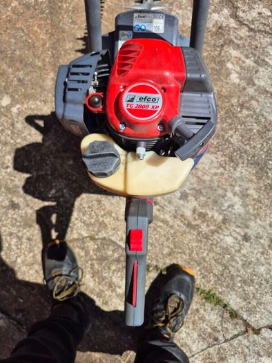 Efco 30 inch professional hedgetrimmer