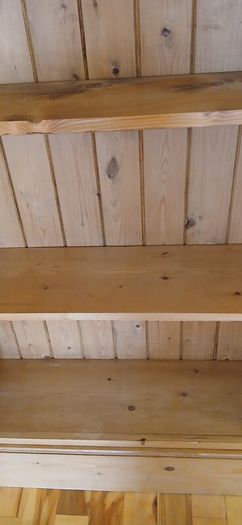 Pine Bookcase. 5 shelves.