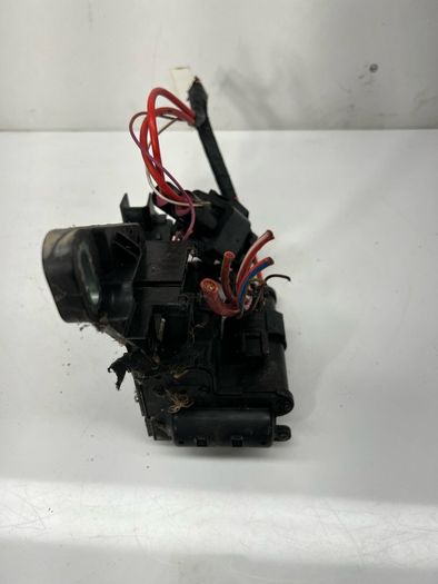 Bmw 3 Series F30 External Ignition Distributor 2012 922501504 748262 A1l3b213s