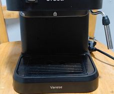 Ufesa Varese Espresso Machine + Barista Kit