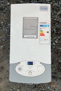 Gas boiler