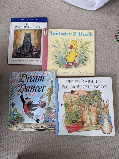 Children's Books & Puzzles