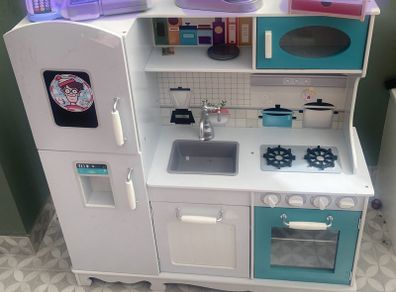 Kids play kitchen