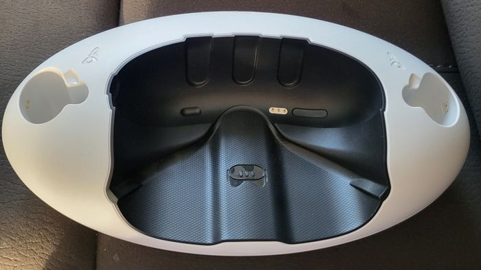 Meta Quest 3 Charging Station