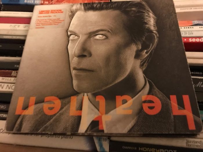 David Bowie - heathen   {Limited Edition Deluxe Package}         CD