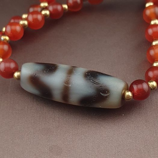 Antique Zigzag Tibetan Agate Pendant With Carnelian Beads Necklace