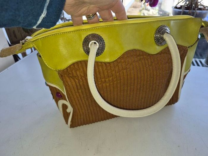 Handbag