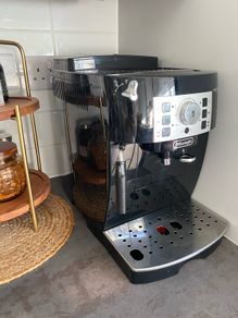 Magnifica S Coffee Machine
