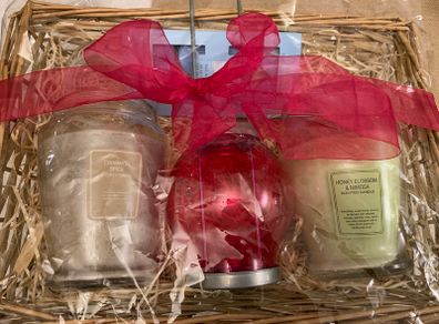 Gift Candle Hamper