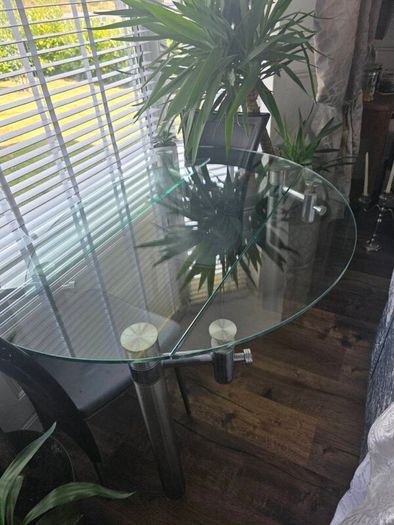 Glass dining table & 2 chairs