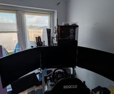 32" MSI gaming monitors