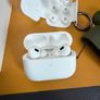 apple airpods Image 2