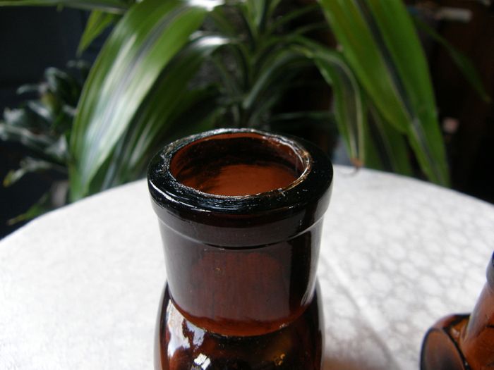 Antique Amber Glass OXO & Bovril Bottles. Set of 2, 4oz and 1oz. c.1900-1930. Excellent Antique Condition