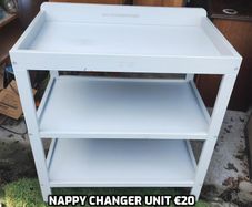 Changing Table (25347)