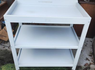 Changing Table (25347)