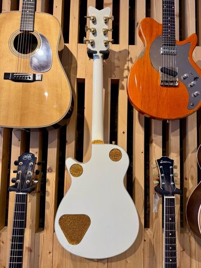 2001 Gretsch White Penguin (6134)