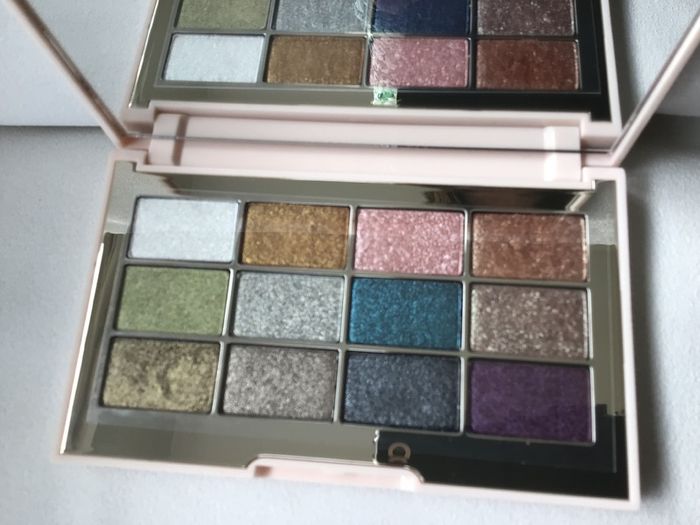 Jouer Ultra Foil Eyeshadow Palette