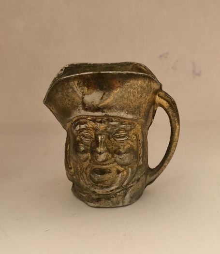 Vintage Set Of 3 Miniature Brass Toby Jugs Mugs